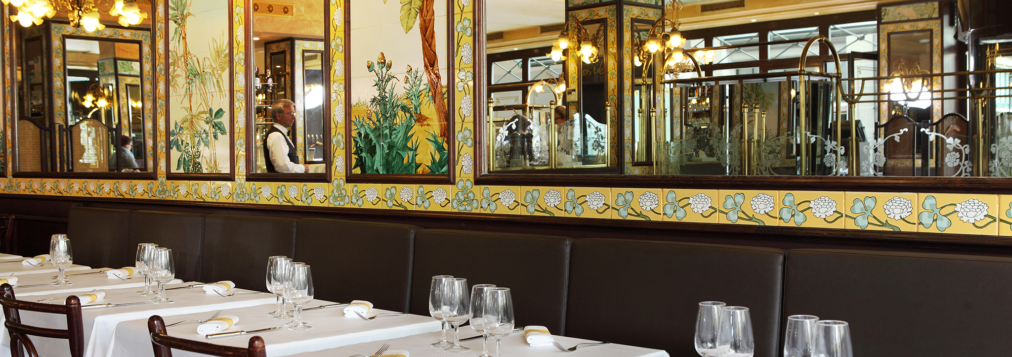 Die wunderschöne Galerie der Brasserie Lipp Brasserie Lipp